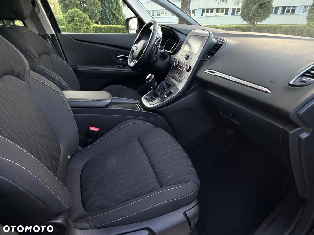 Renault Scenic ENERGY TCe 140 LIMITED - 12