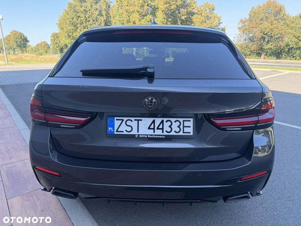 BMW Seria 5 520d xDrive mHEV M Sport sport - 5