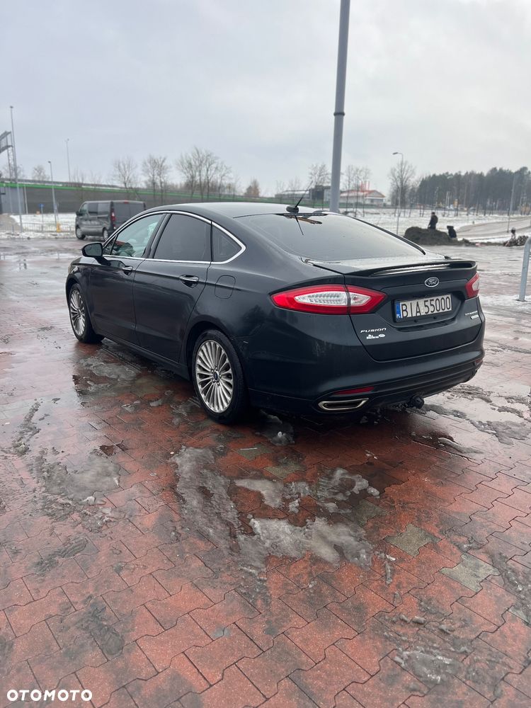 Ford Fusion 2.0 EcoBoost Titanium - 5