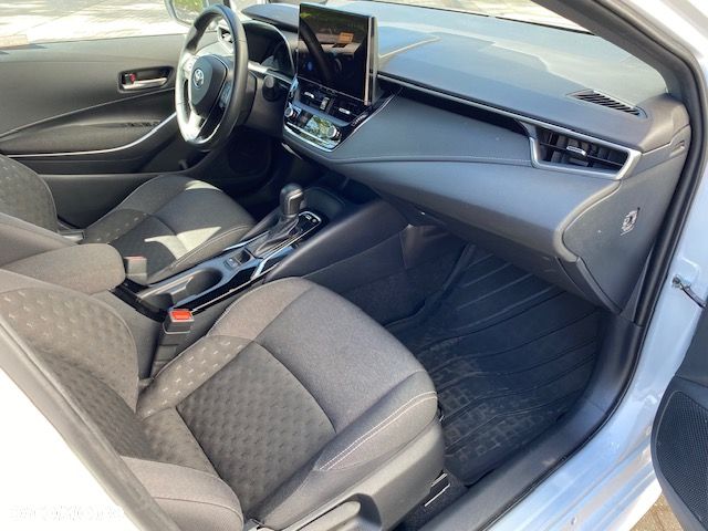 Toyota Corolla 1.8 Hybrid Active - 19