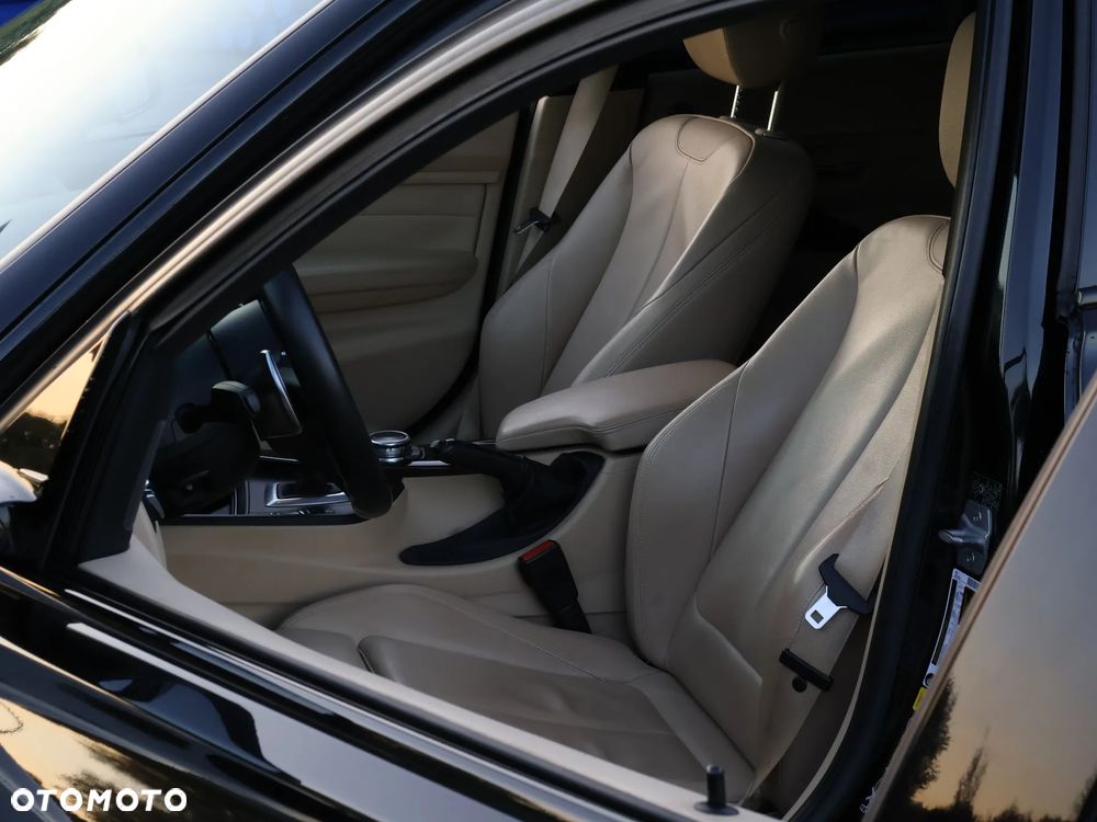 BMW Seria 3 - 13