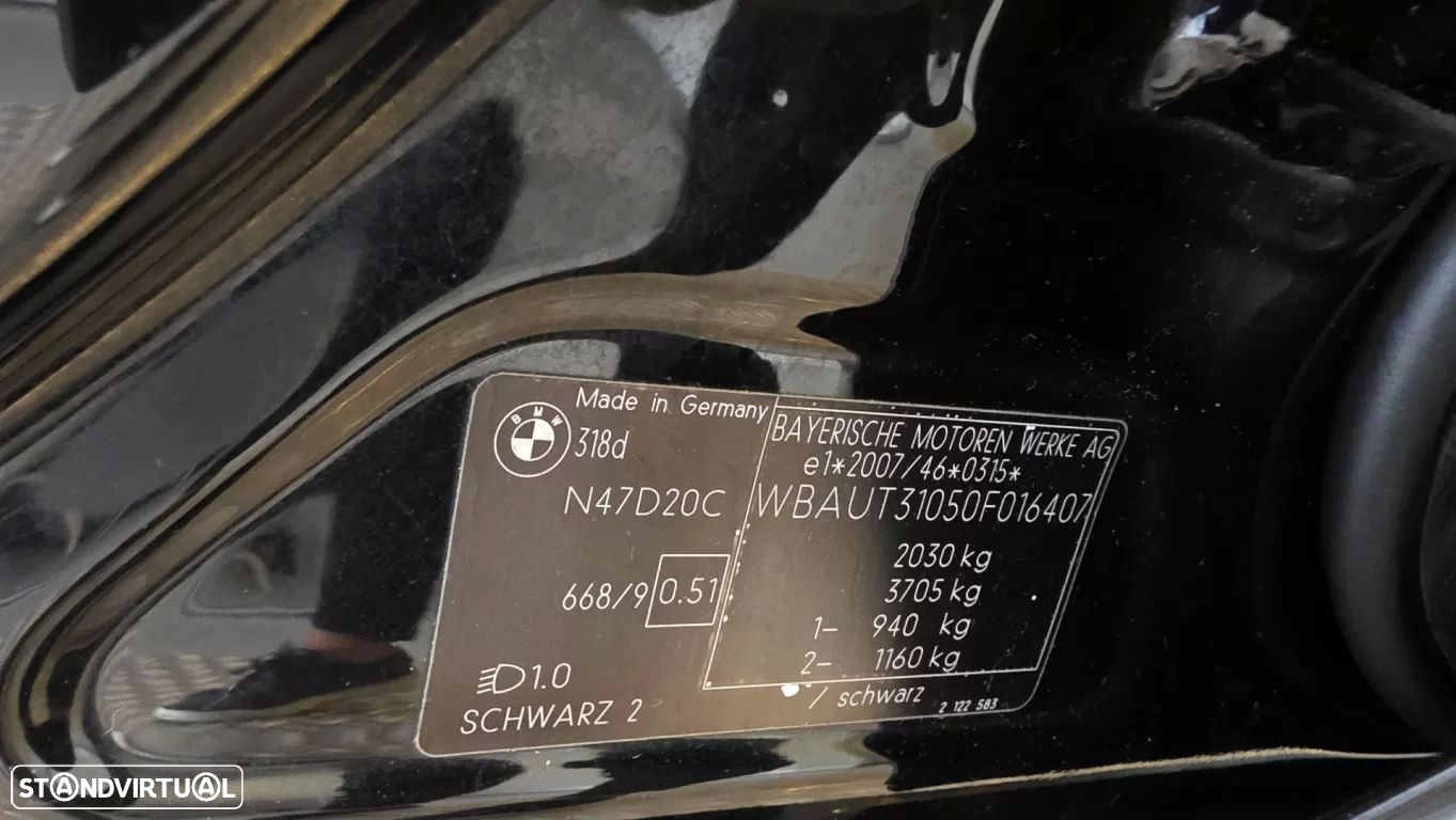 BMW 318 d Touring Navigation Sport - 42