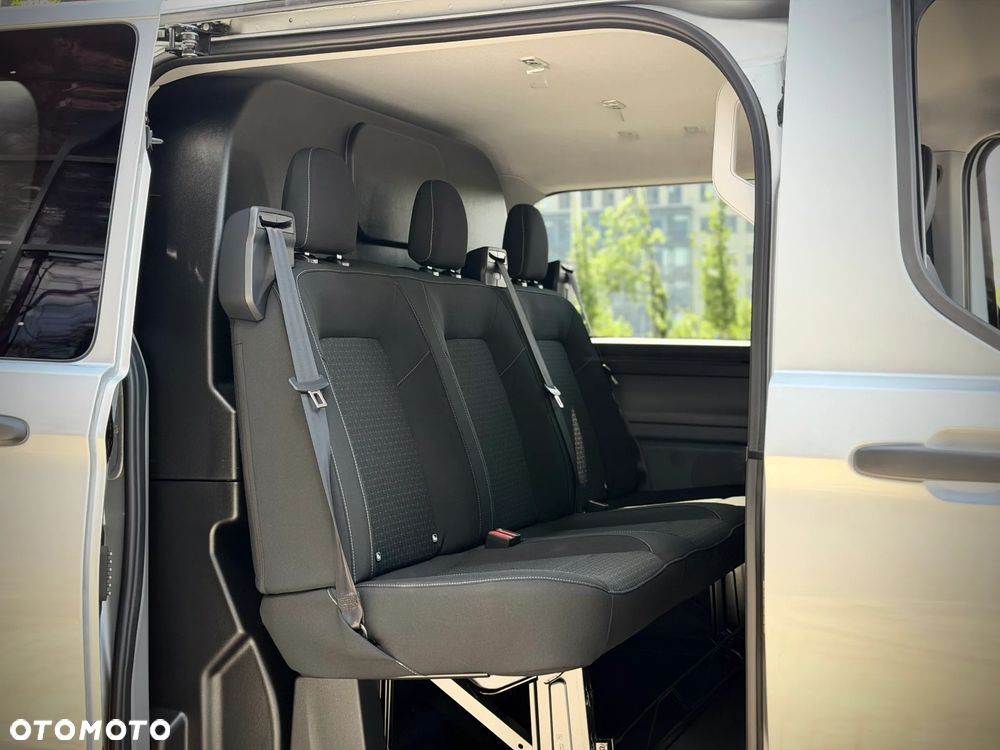 Ford Transit Custom - 8