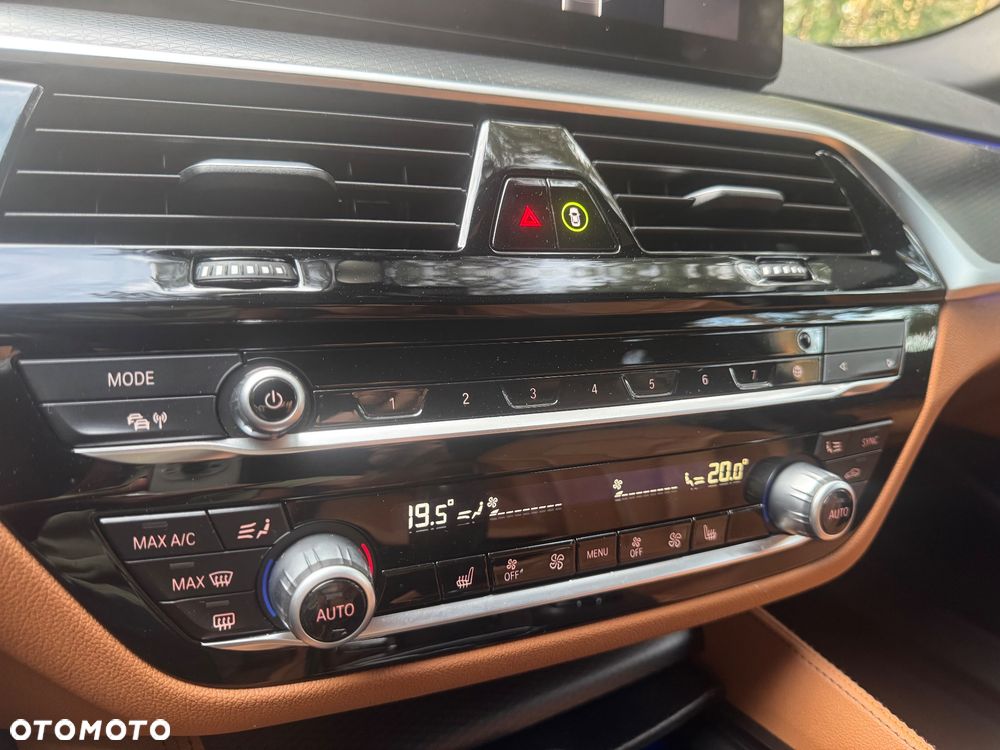 BMW Seria 5 540i xDrive mHEV M Sport sport - 20