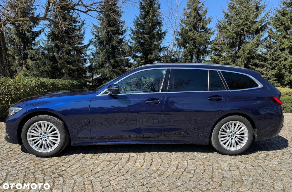 BMW Seria 3 318d Touring Luxury Line - 6