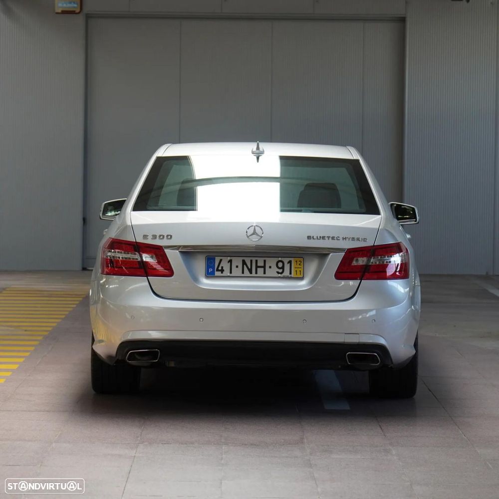 Mercedes-Benz E 300 Bluetec Hybrid Avantgarde - 7