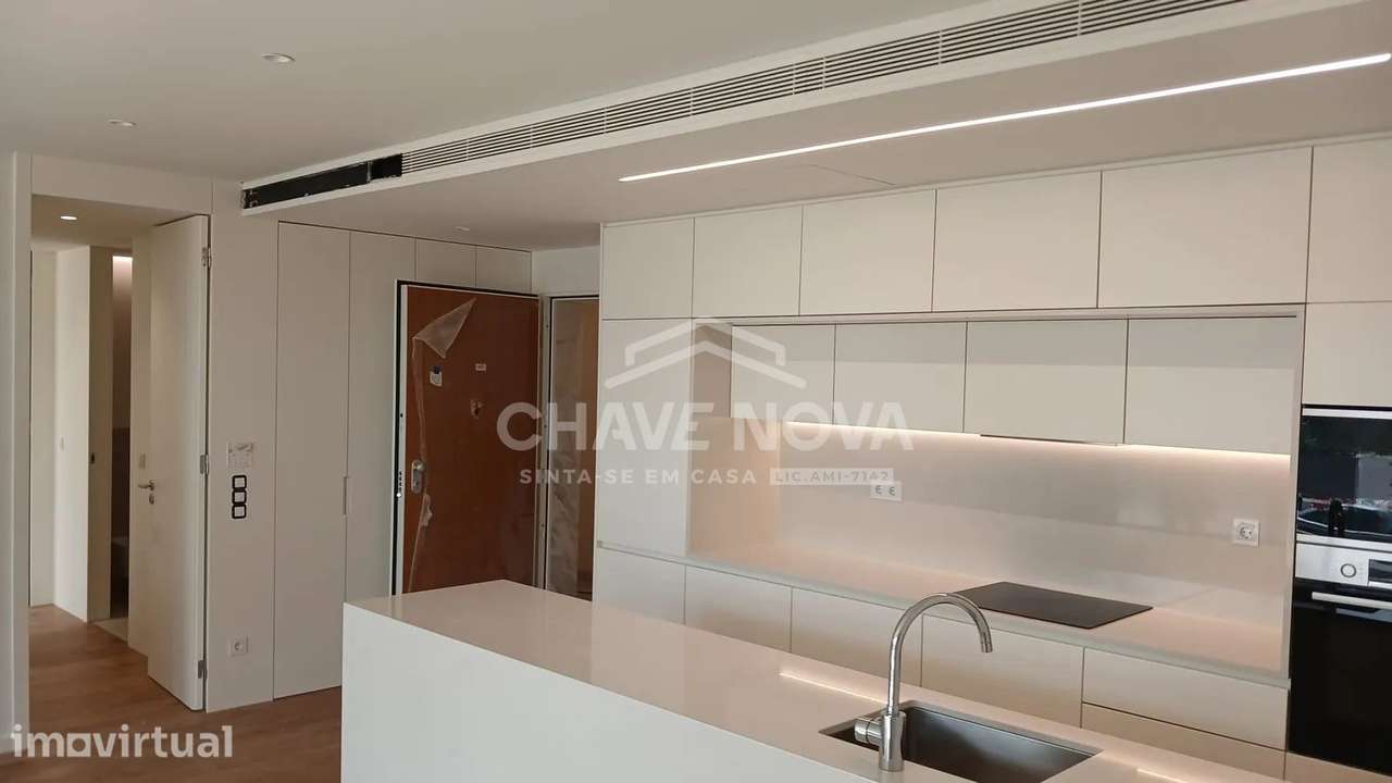 T2 Novo c/ Lugar de Garagem na VL8, Vila Nova de Gaia - Grande imagem: 2/19