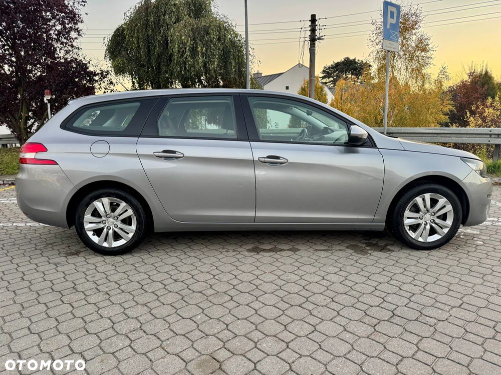 Peugeot 308 1.2 PureTech Allure S&S - 9