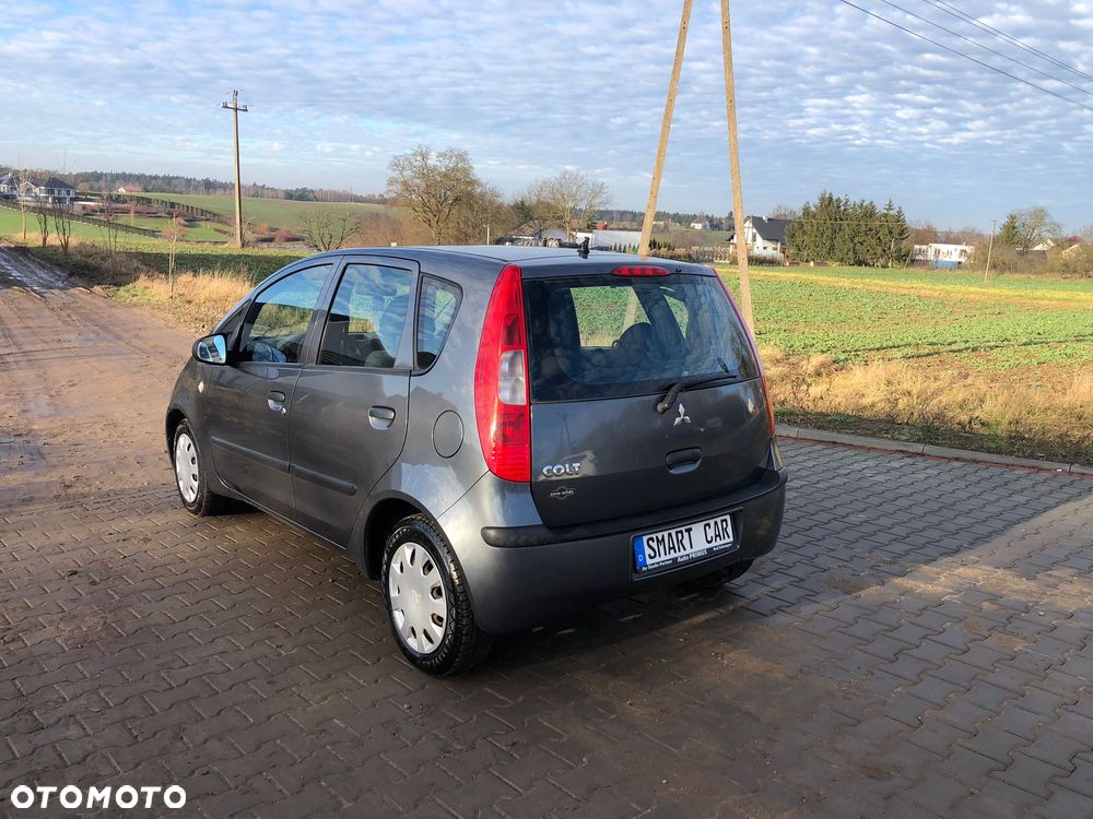 Mitsubishi Colt - 9
