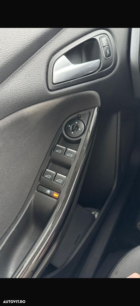 Ford Focus - 14