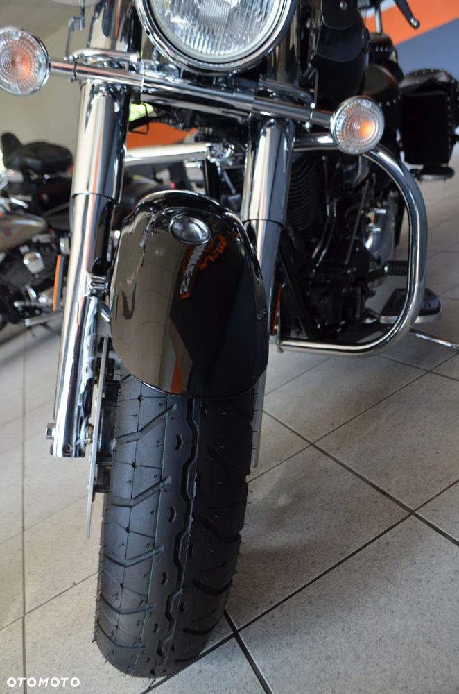 Yamaha Road Star - 6