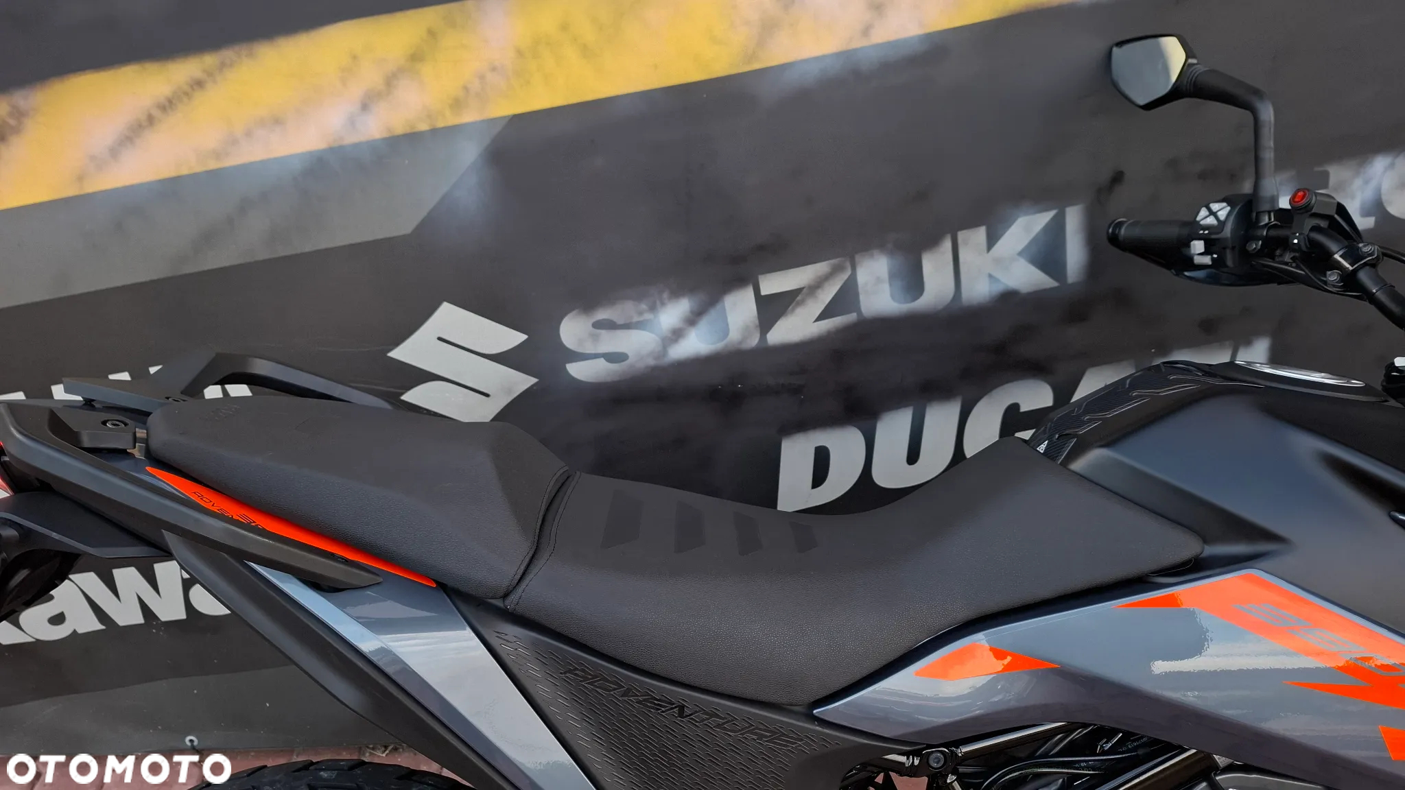 KTM Adventure - 22