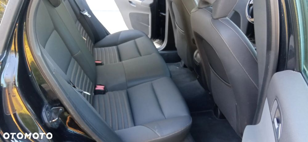 Volvo V50 1.6D DPF DRIVe - 19