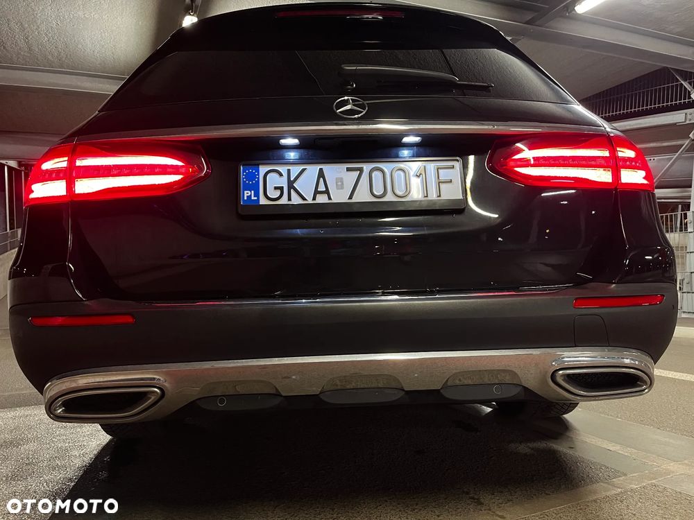Mercedes-Benz Klasa E 220 d 4-Matic All-Terrain - 8