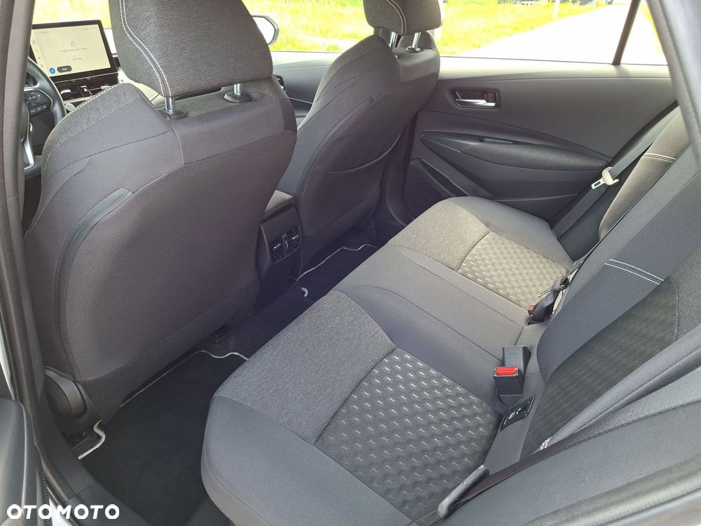 Toyota Corolla 1.8 Hybrid Comfort - 15