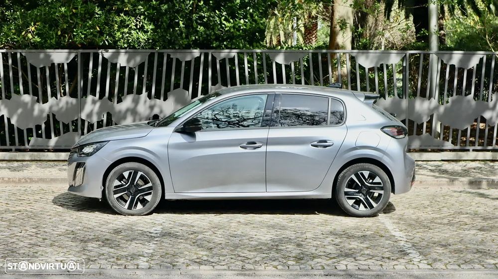 Peugeot 208 1.2 Hybrid Allure e-DCS6 - 8