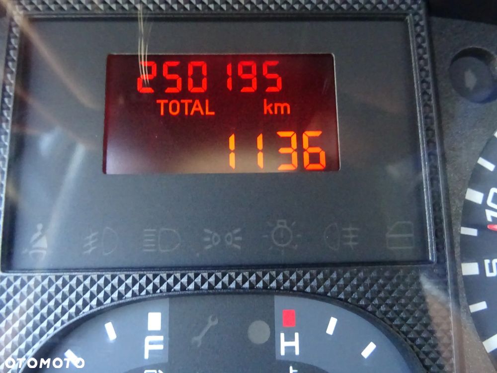 Iveco 35c12 Wywrotka Oryginał Wzmocnione Resory Klima Super Stan Bez Korozji - 21