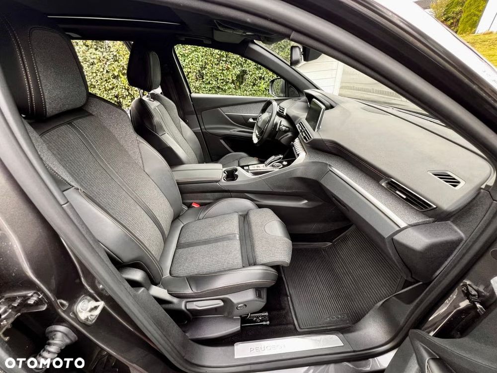Peugeot 5008 PureTech 130 EAT8 Stop & Start GT - 13