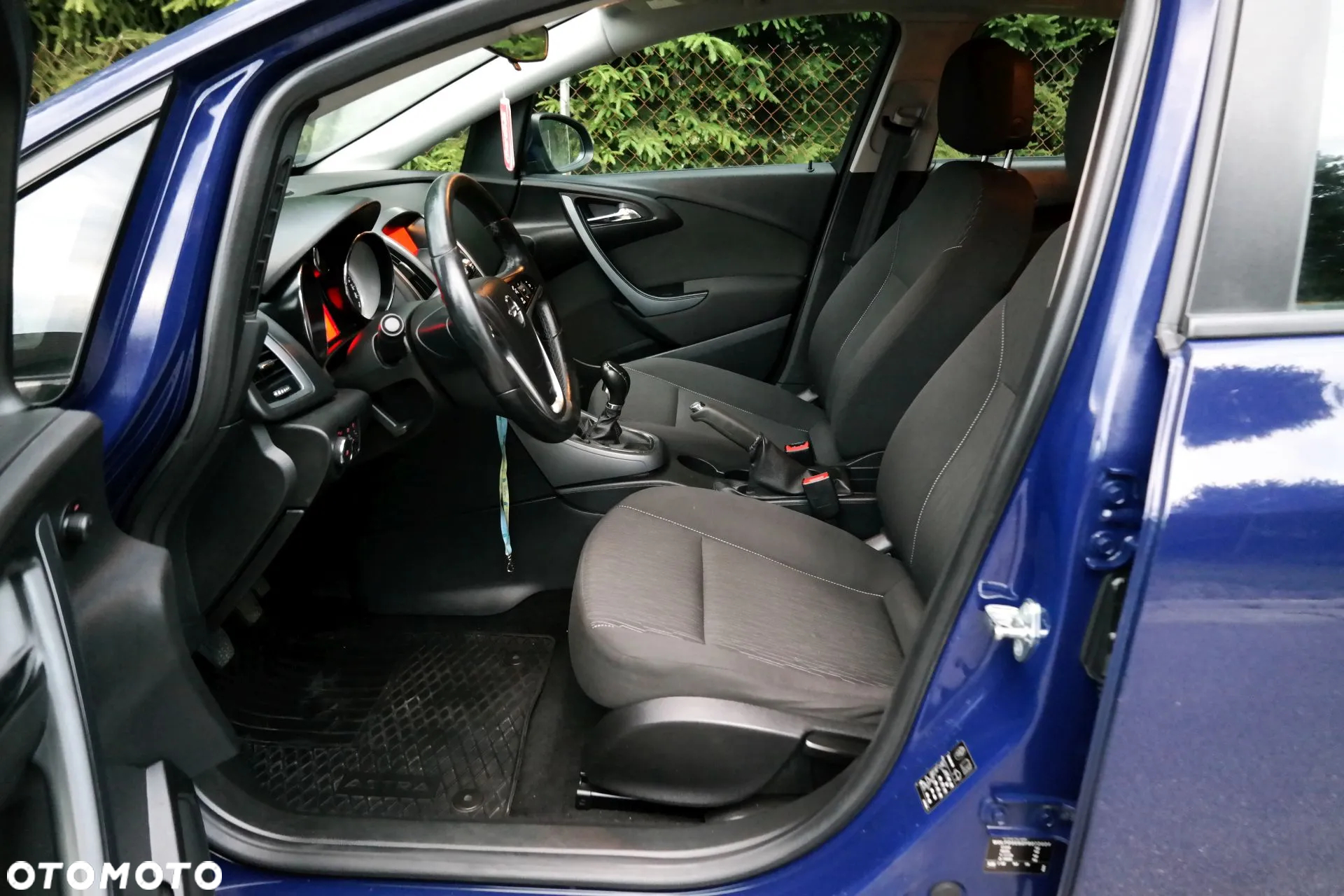 Opel Astra V 1.6 CDTI Dynamic - 30
