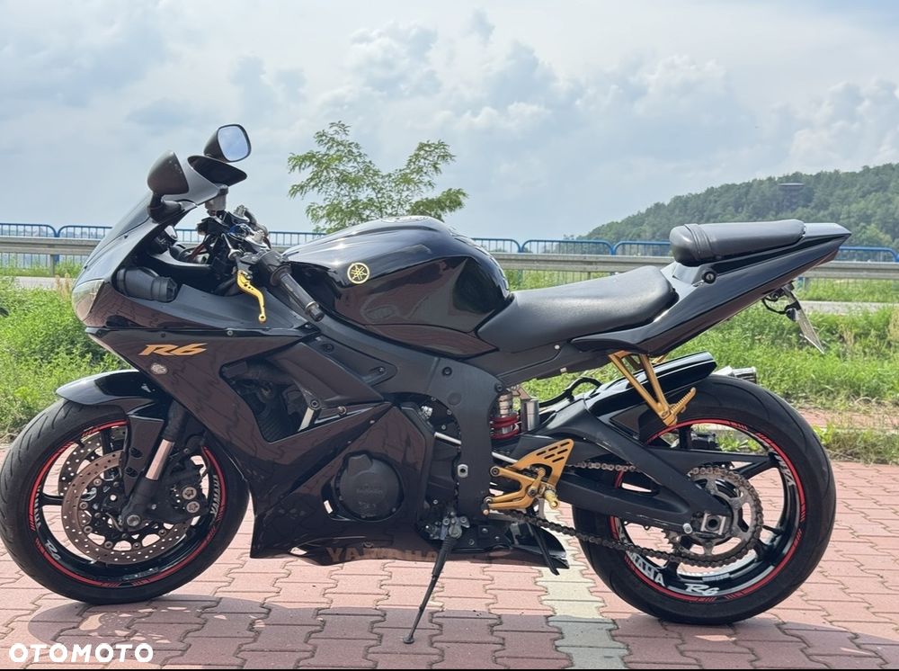 Yamaha R6 - 2
