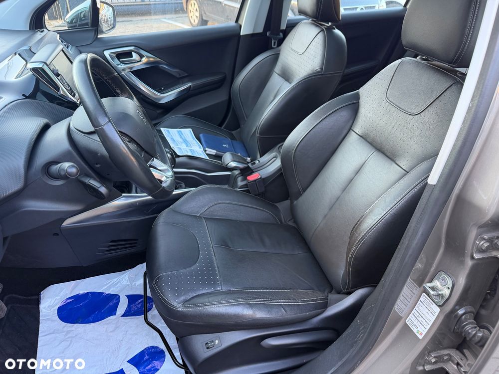 Peugeot 2008 120 VTI Allure - 12