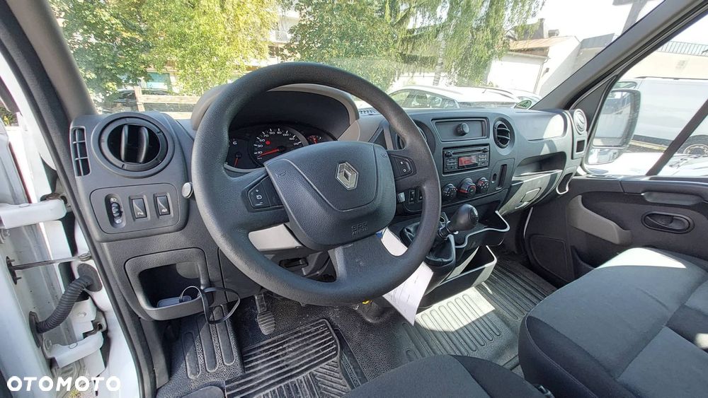 Renault Master - 10