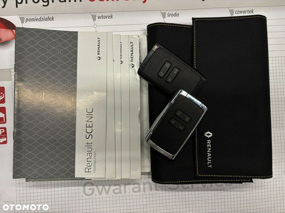 Renault Grand Scenic - 30