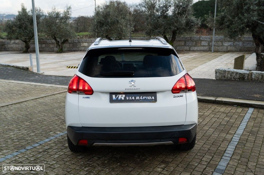 Peugeot 2008 1.2 PureTech Style - 6