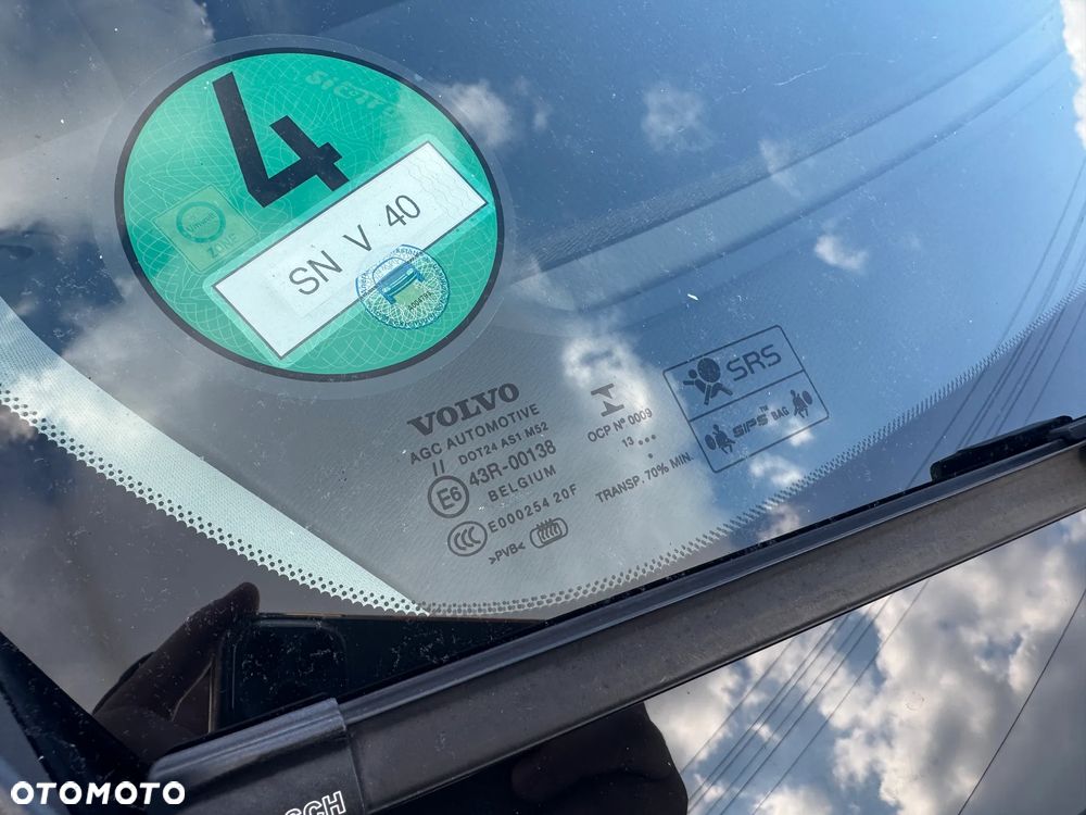 Volvo V40 - 30