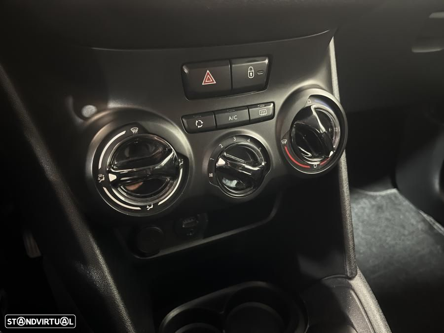 Peugeot 208 1.2 PureTech Active - 18