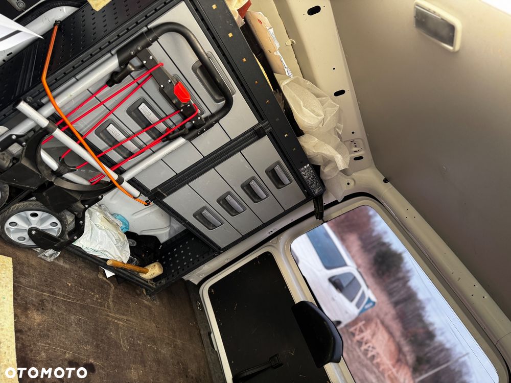 Volkswagen Caddy 1.6 (5-Si.) Edition 30 - 8