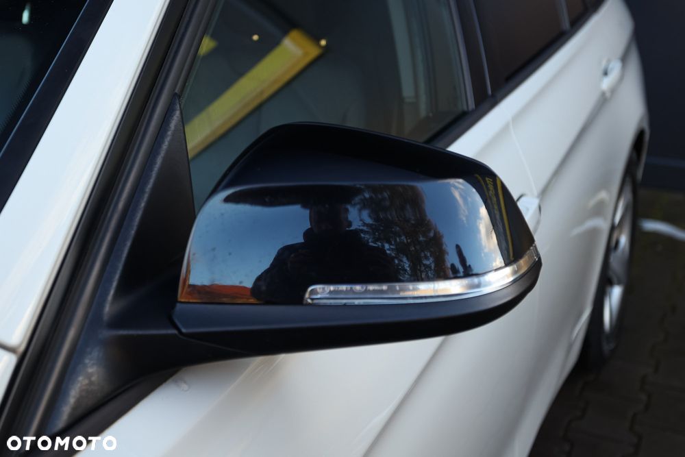 BMW Seria 3 320d Efficient Dynamics Edition Sport Line - 10