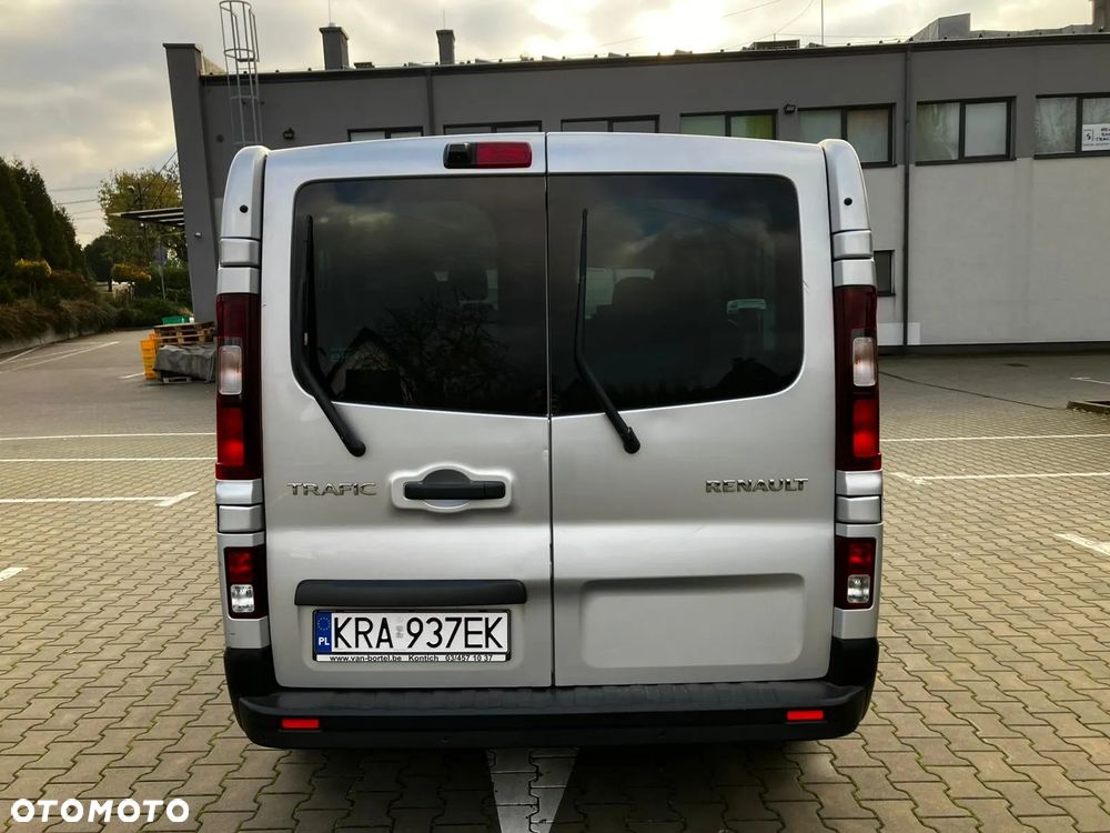 Renault Trafic Grand 2.0 dCi EDC - 36