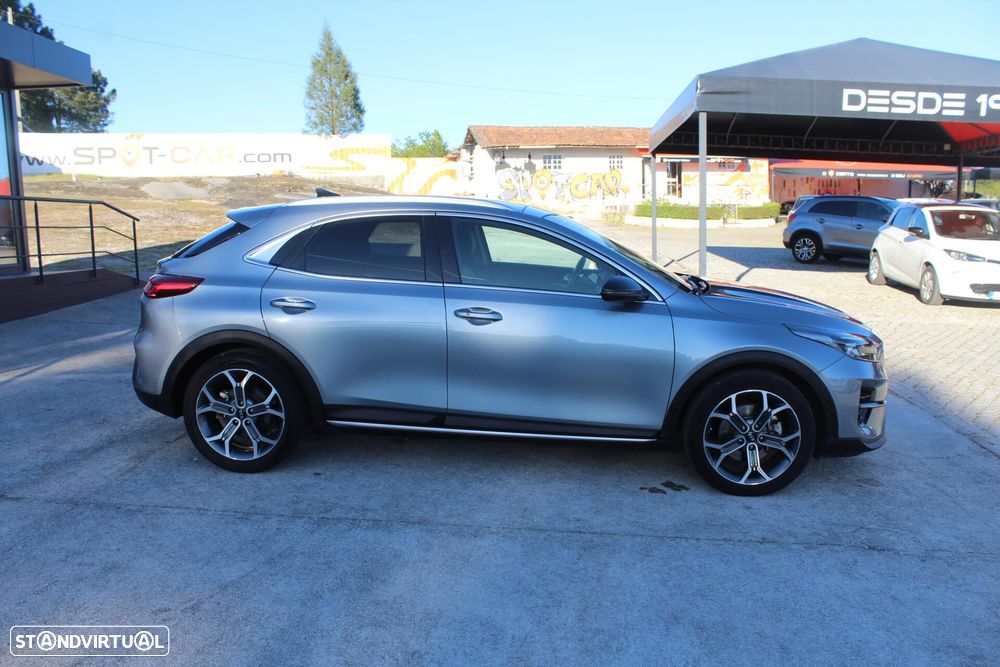 Kia XCeed 1.6 CRDi Tech - 3