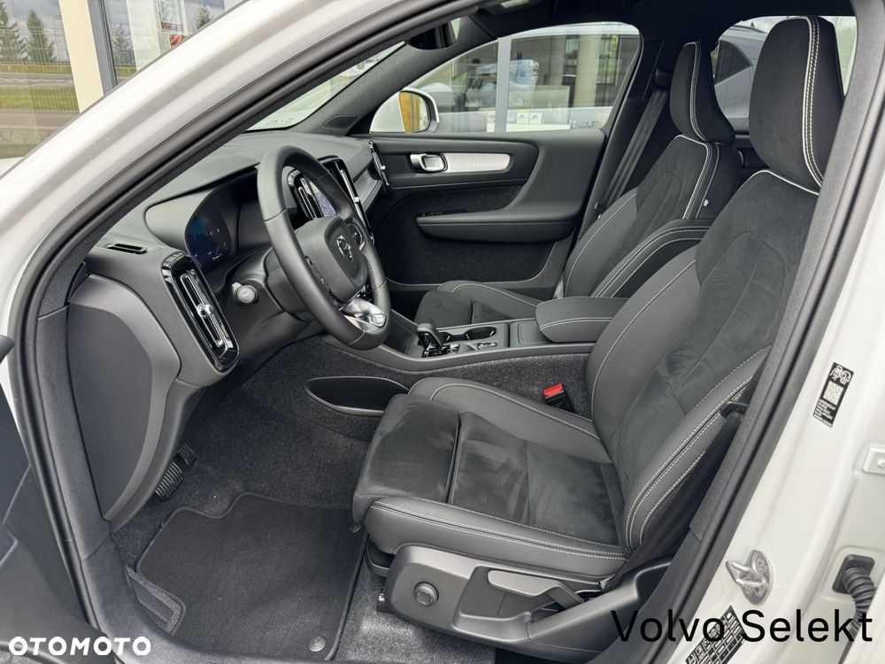 Volvo XC 40 B3 Core - 13