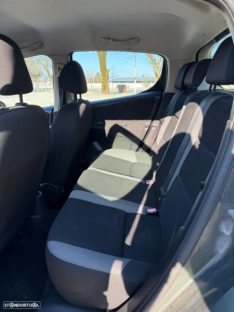 Peugeot 207 1.4 16V Active - 8