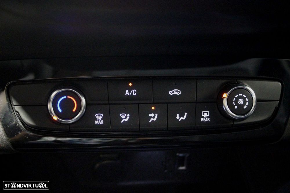 Opel Corsa 1.5 D Elegance - 28