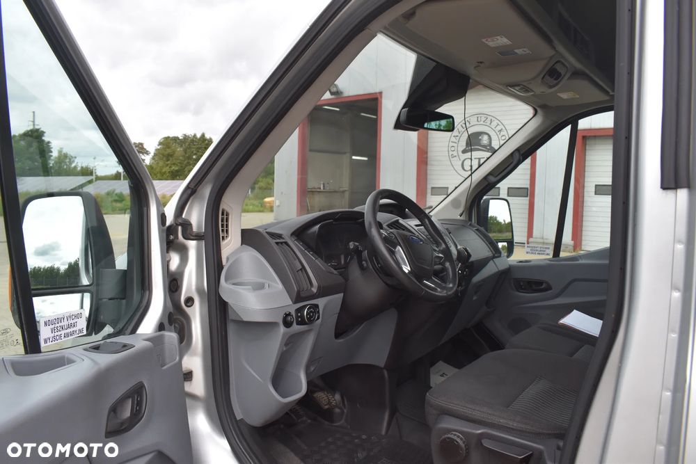Ford Transit - 16