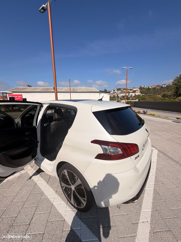 Peugeot 308 1.2 PureTech GT Line - 28