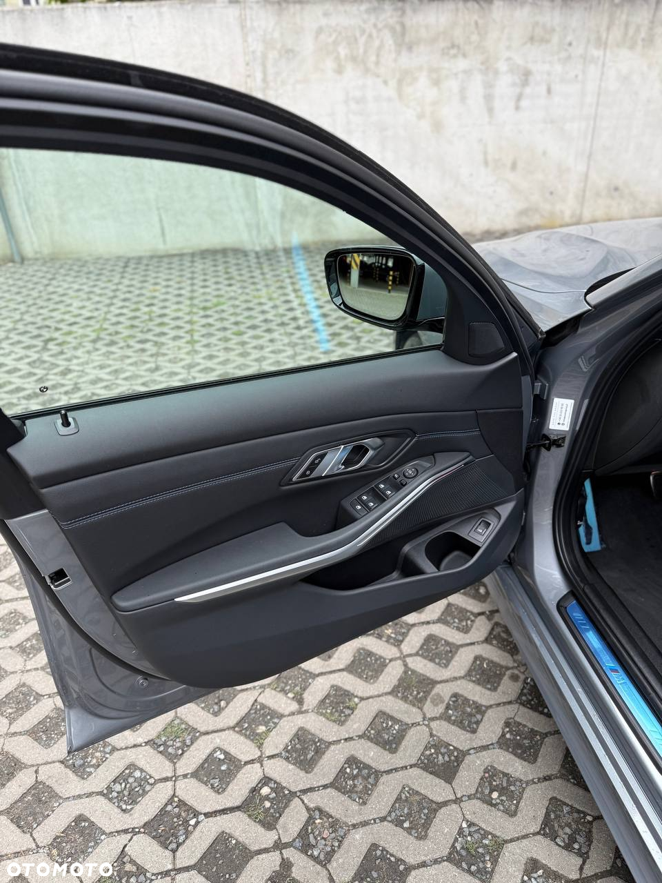 BMW Seria 3 318i - 15