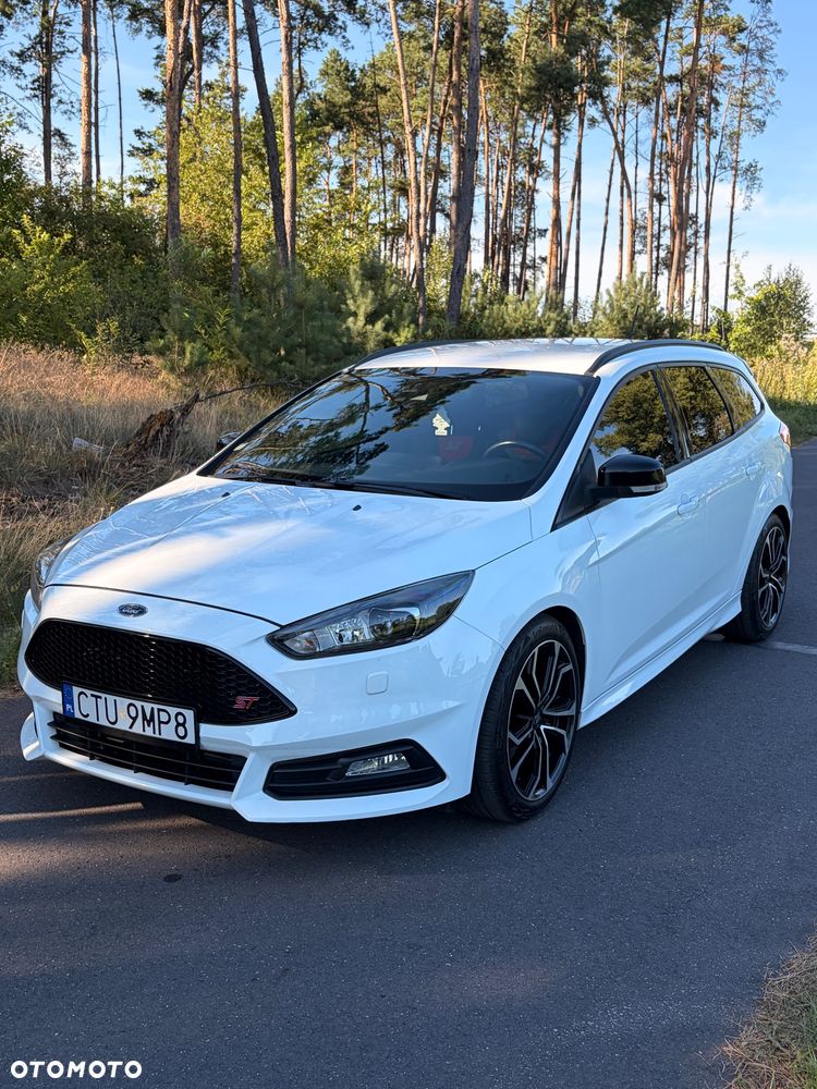 Ford Focus 2.0 EcoBoost ST-2 - 7