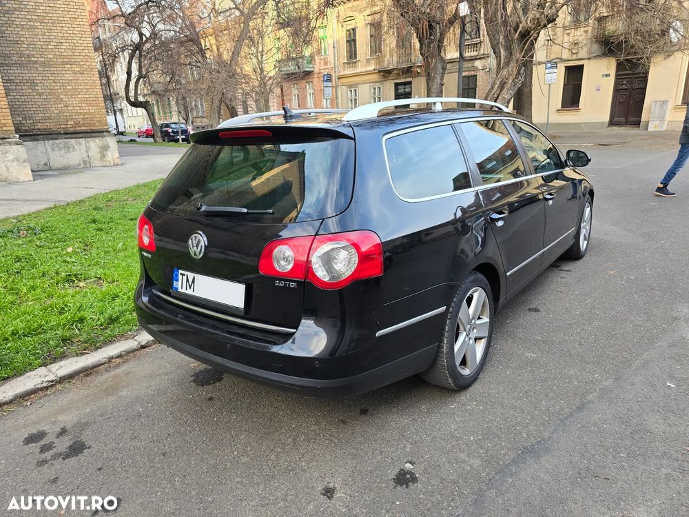 Volkswagen Passat - 4