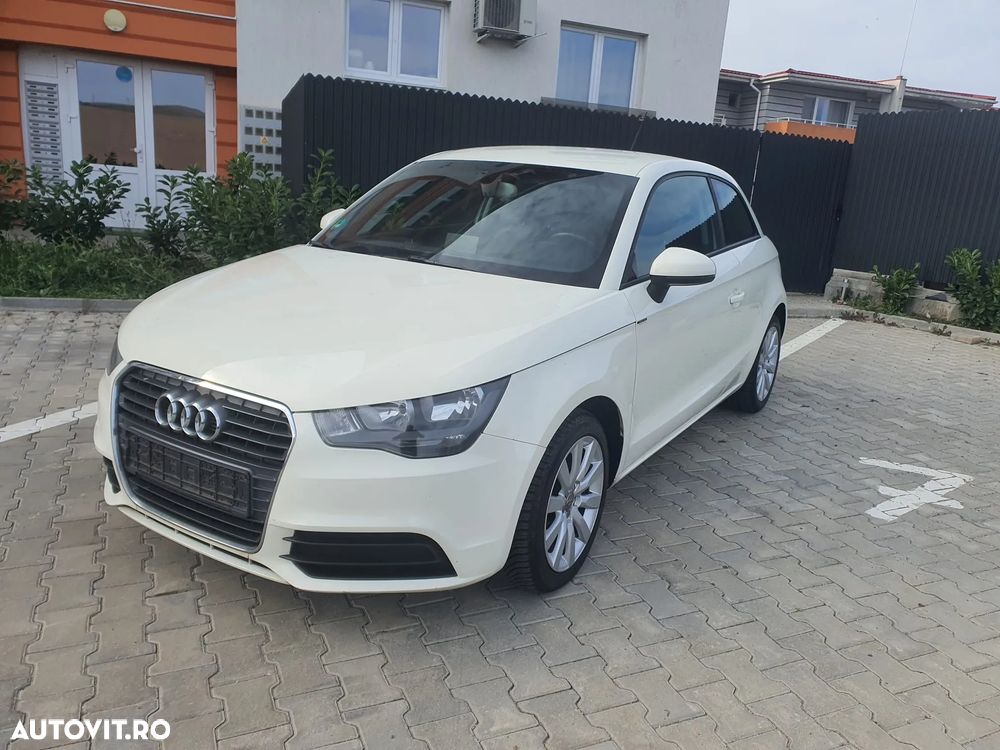 Audi A1 1.4 TFSI Attraction - 2