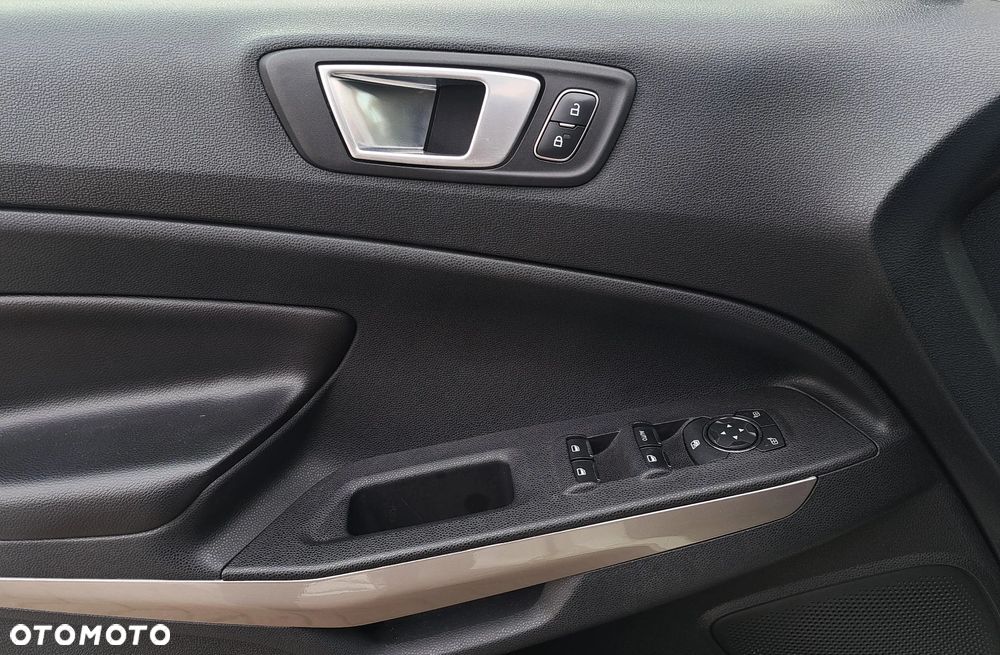 Ford EcoSport 1.0 EcoBoost TITANIUM - 26