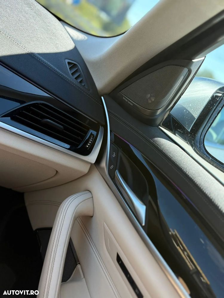 BMW Seria 5 540d xDrive AT MHEV - 23