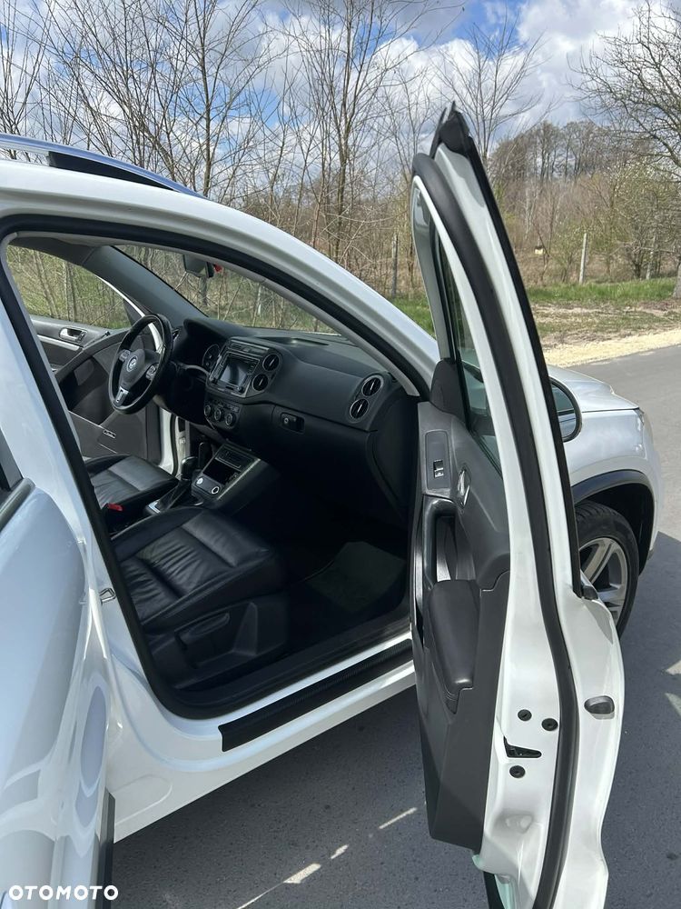 Volkswagen Tiguan 2.0 TSI 4Motion DSG Sport & Style - 24