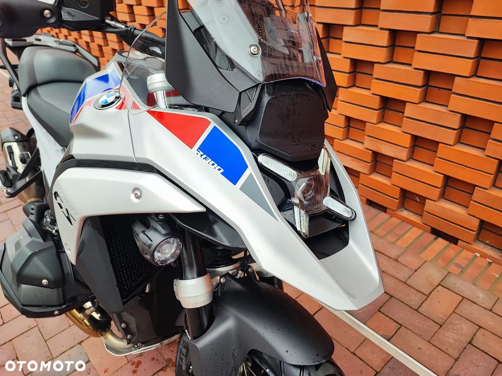 BMW R - 9