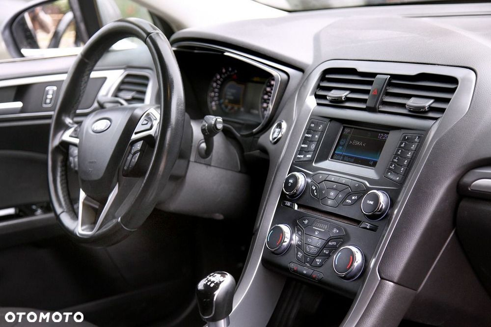 Ford Mondeo - 10
