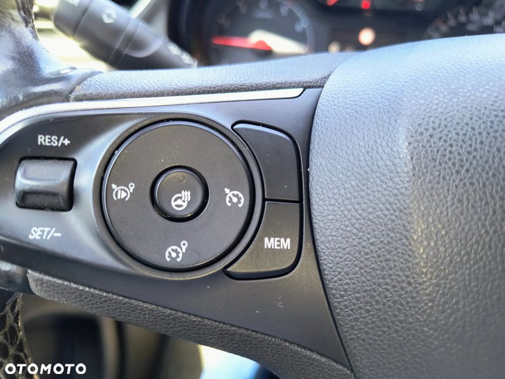 Opel Grandland X 1.2 T Enjoy S&S - 27