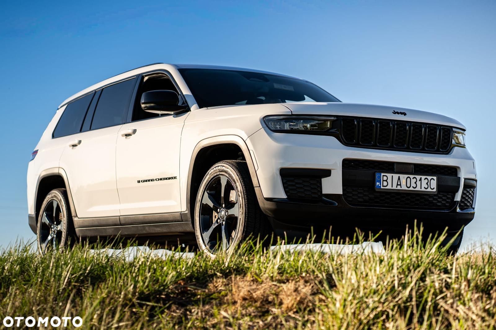 Jeep Grand Cherokee - 1